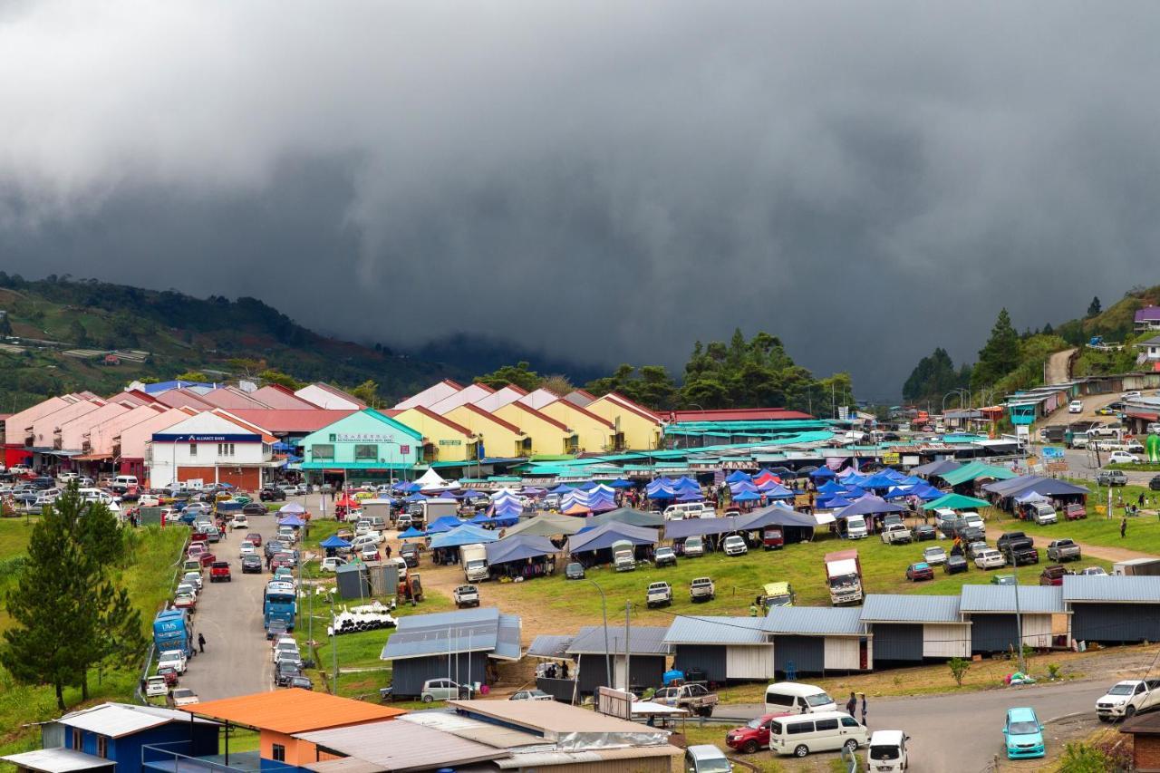 The Explorer Kundasang Exterior photo