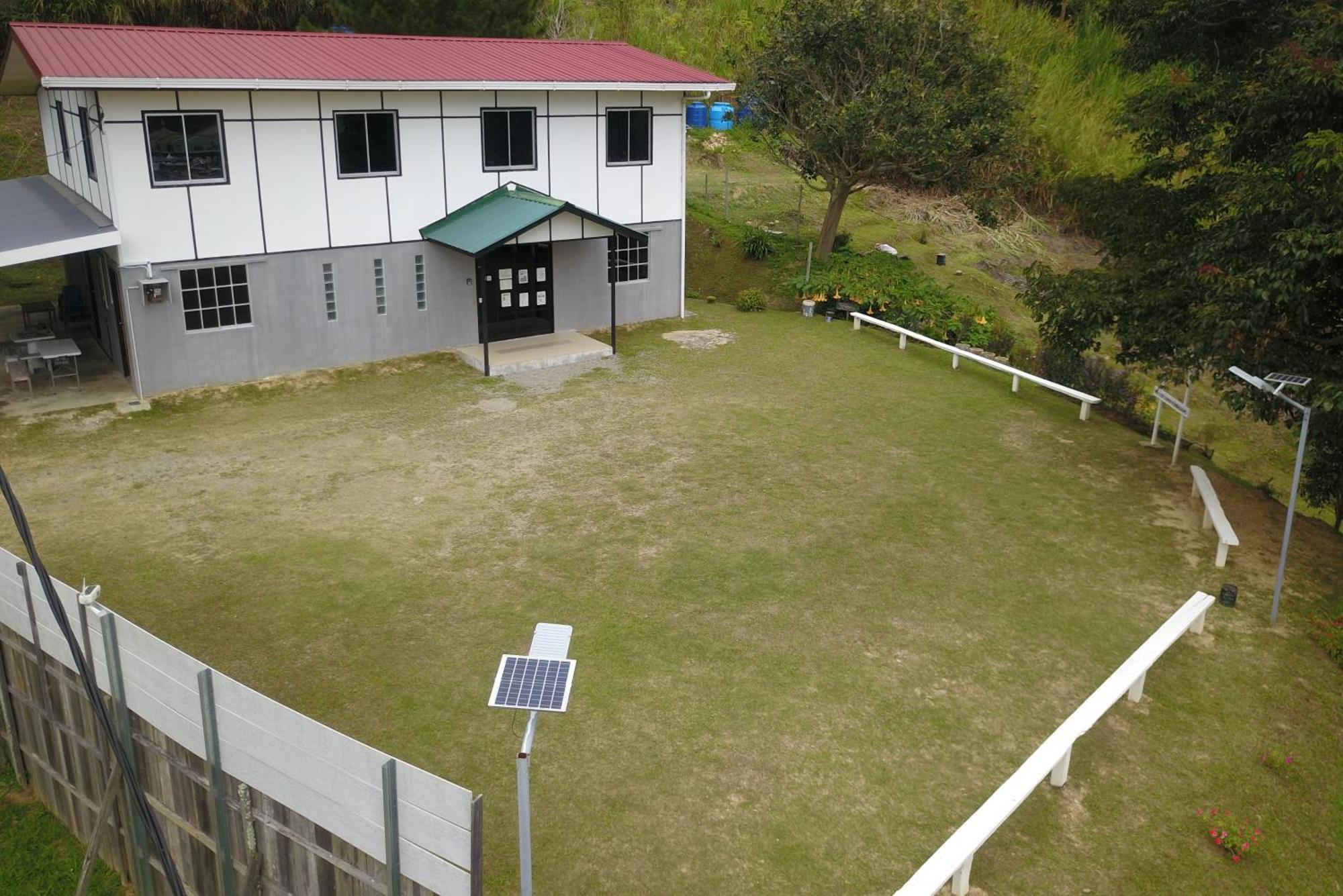 The Explorer Kundasang Exterior photo